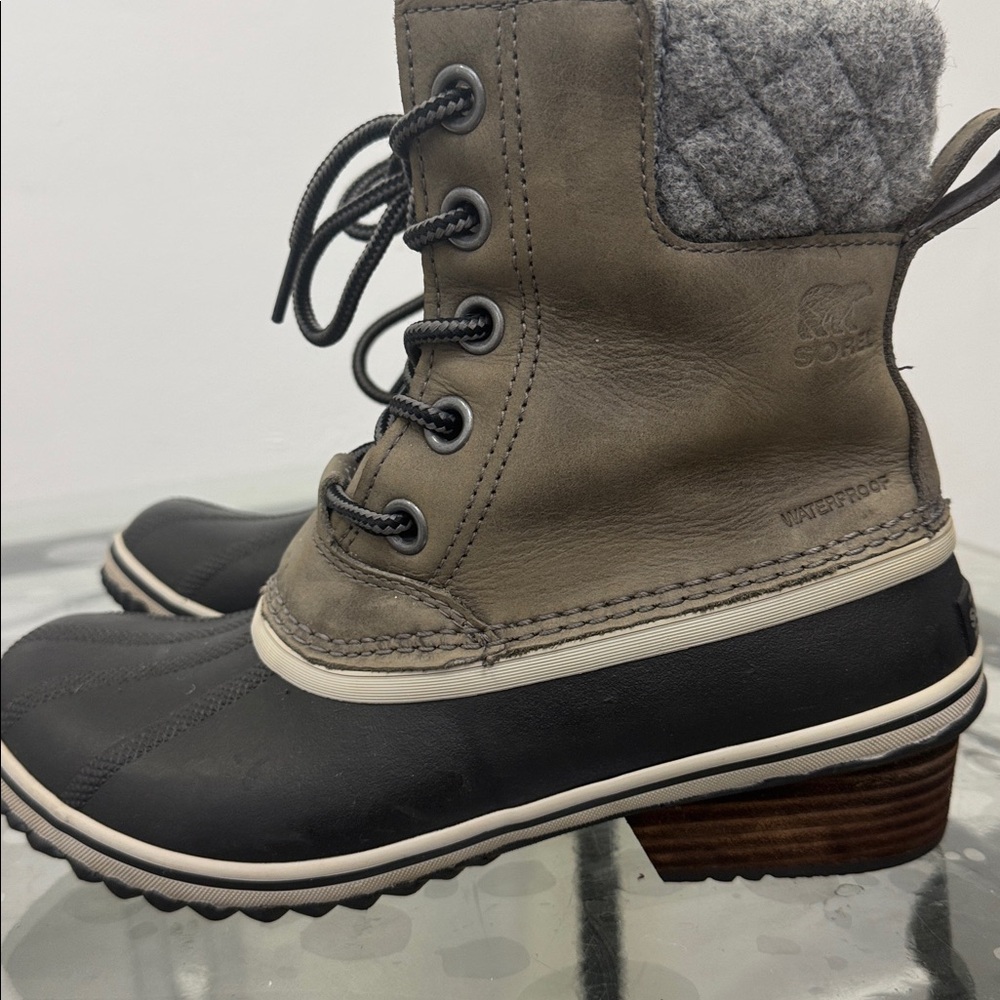 Sorel Olive Green and Black Lace-Up Duck Booties with Gray Cuff - Picture 8 of 13